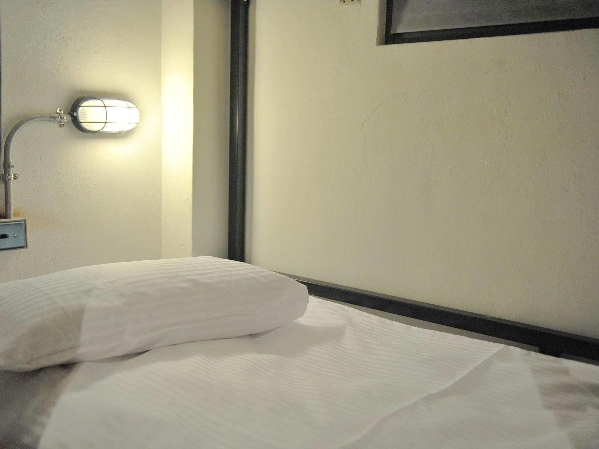 Partyo Hostel Taichung Eksteriør billede