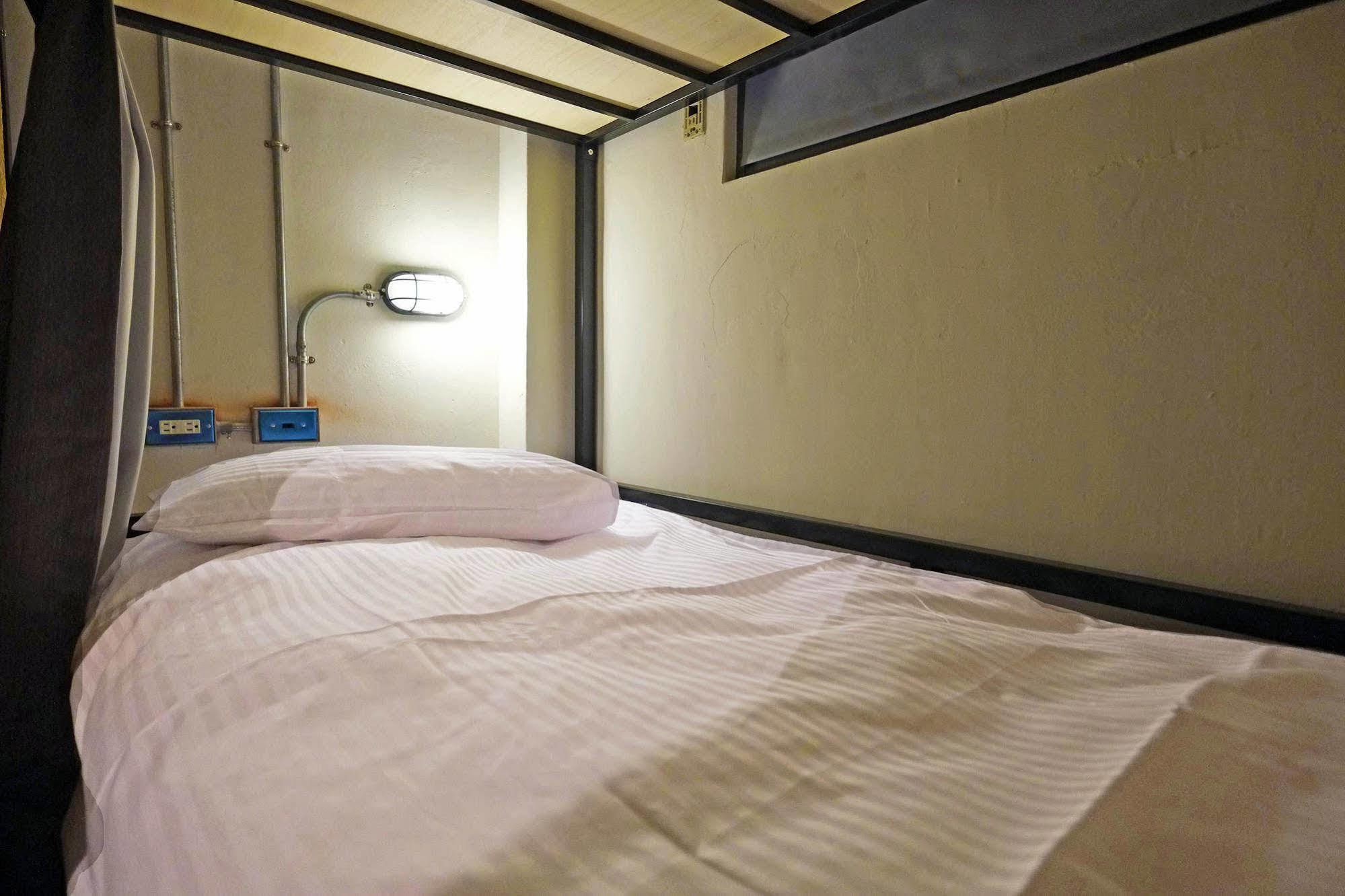 Partyo Hostel Taichung Eksteriør billede