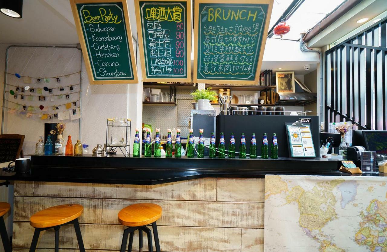Partyo Hostel Taichung Eksteriør billede