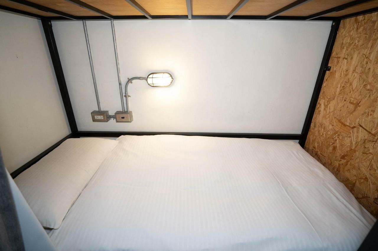 Partyo Hostel Taichung Eksteriør billede